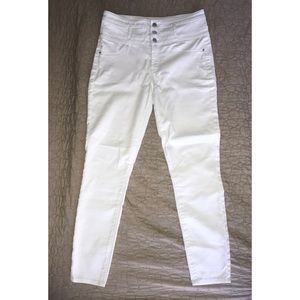 Whitewash Charlotte Russe Jeans